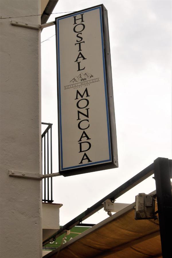 Hostal Moncada Гаусин Экстерьер фото