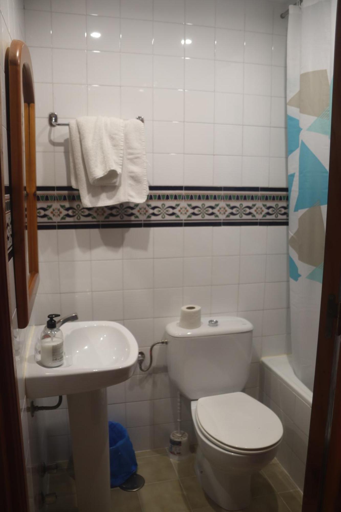Hostal Moncada Гаусин Экстерьер фото