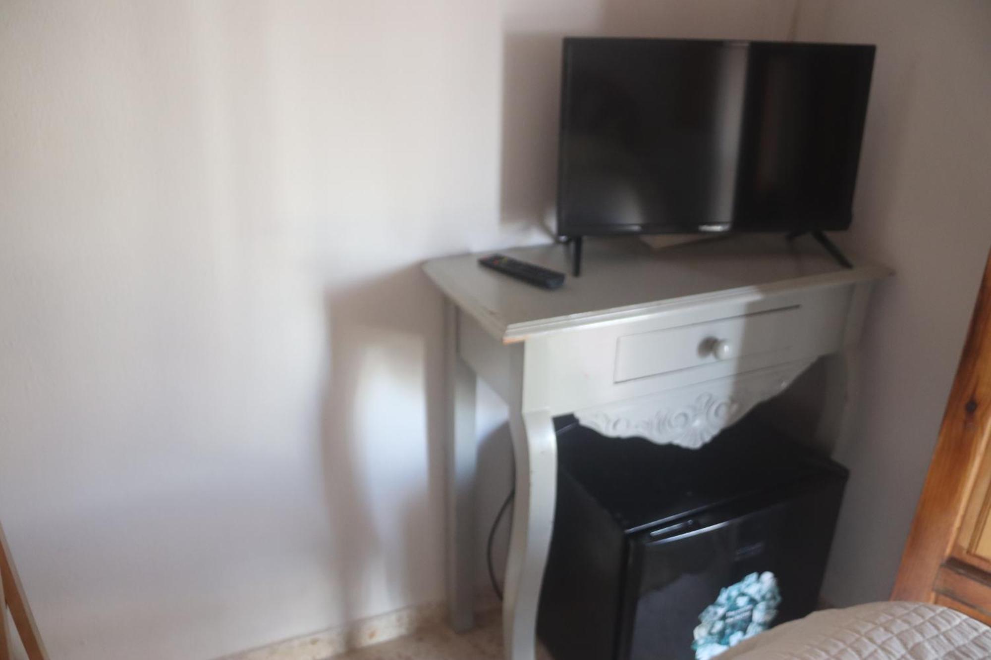 Hostal Moncada Гаусин Экстерьер фото